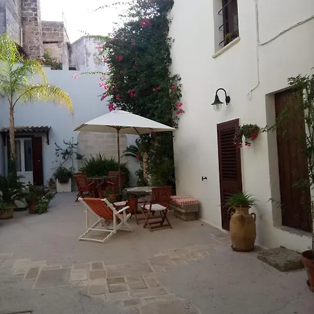 Casa Fiore Corigliano dʼOtranto